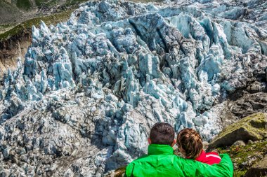 argentiere buzulda görüntüleyin. argentiere Buzulu inci ile hiking