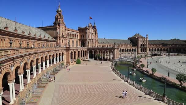 Sevilla, España - famosa Plaza de España. Antiguo hito . — Vídeo de stock