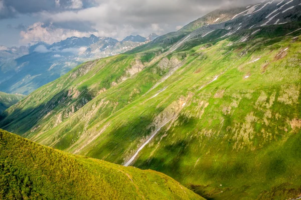 Sommer-Berglandschaft rund um gletsch, Schweiz — Stockfoto