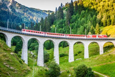 Swiss tren. İsviçre.