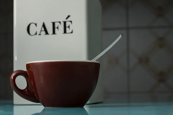棕色杯咖啡，咖啡的容器 — 图库照片