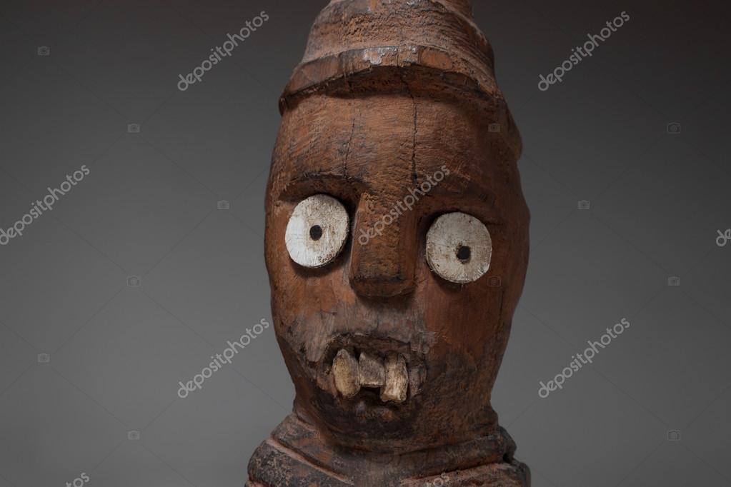 Antique african wooden statue Stock Photo by ©tinx 18634237