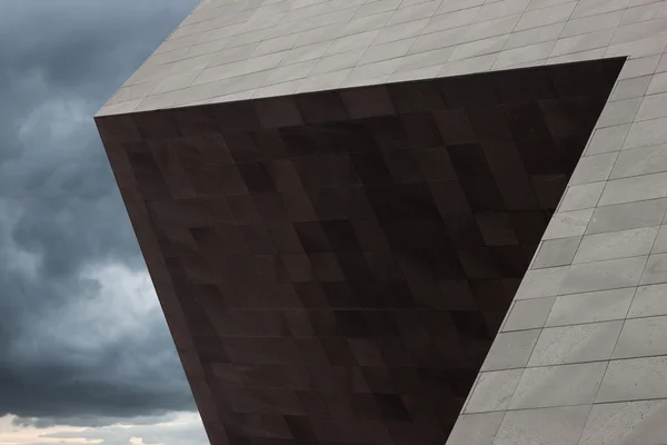 Detalhe arquitetônico de um edifício moderno — Fotografia de Stock