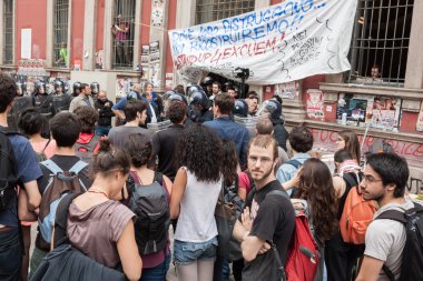 Milano Üniversitesi öğrencilerinin gösterisi