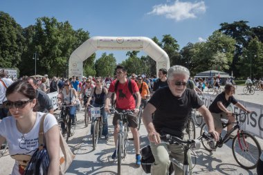 cyclopride 2013 Milano'da toplantı.