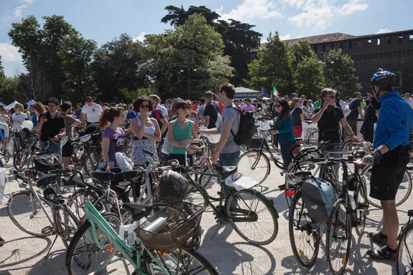 Op de cyclopride vergadering 2013 in Milaan — Stockfoto