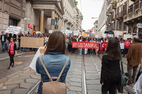 Manifestación de turco en Milán — Foto de Stock
