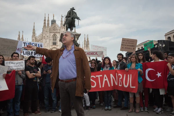Demonstratie van Turkse in Milaan — Stockfoto