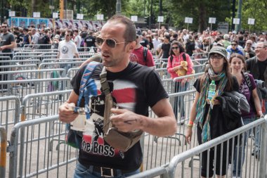 2013 içinde milan binlerce hayranın springsteen dünya turu