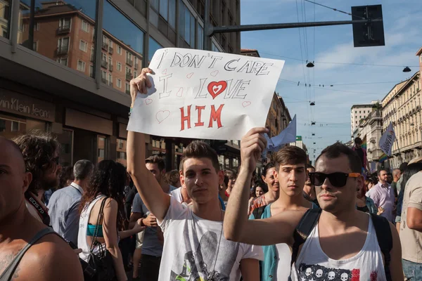 Гей-парад 2013 года в Милане — стоковое фото