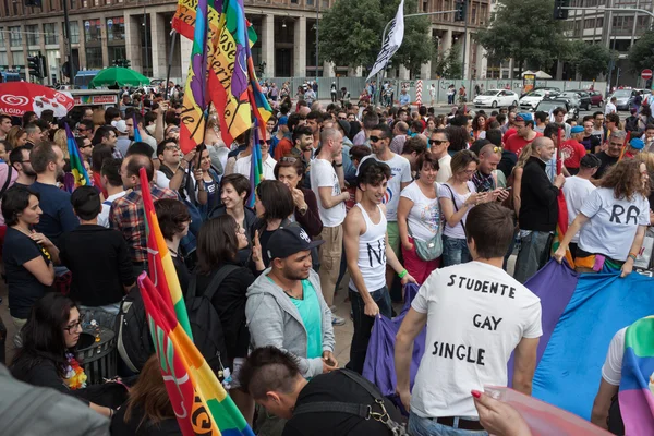 På gay pride-paraden 2013 i Milano — Stockfoto