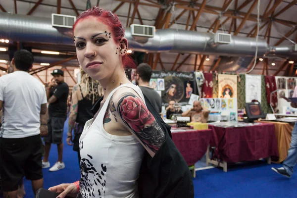 At tattoo convention in Milan — Stock Photo, Image