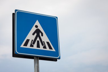 yaya geçidi yol işareti sembolü