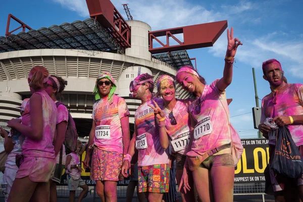 People at The Color Run event in Milan, Italy — Stock Photo, Image