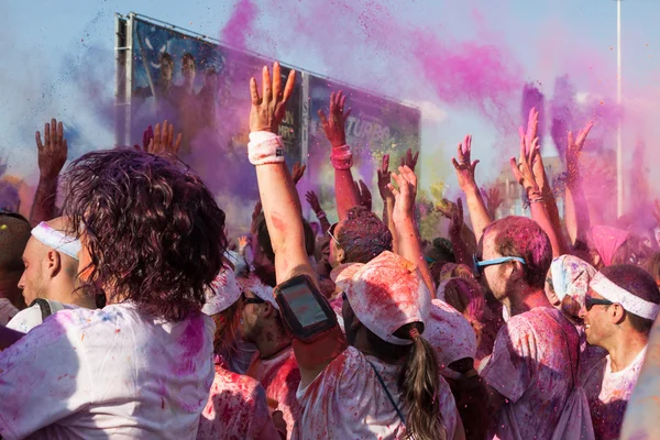 Lidé v barva běh událostí v Miláně, Itálie — Stock fotografie