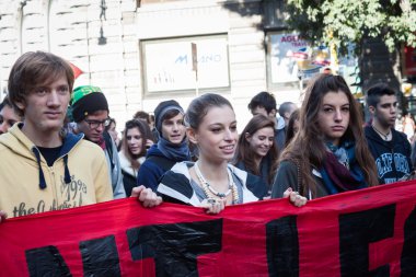 Milano, İtalya lise öğrencileri protesto