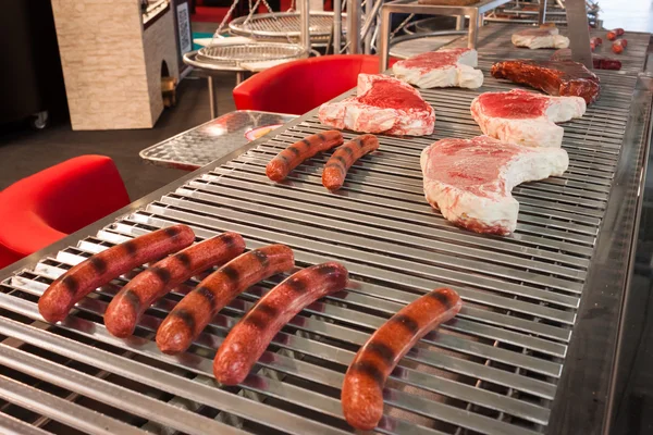 Sausages and steaks at Host 2013 in Milan, Italy — Stock Photo, Image