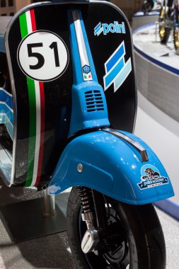 kentsel scooter adlı eicma 2013 Milano, İtalya