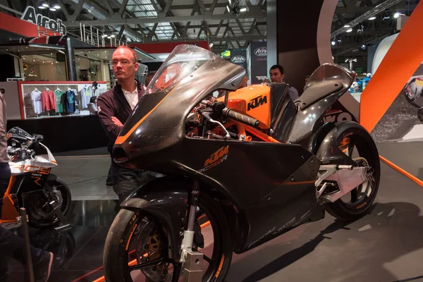 Персоналии: EICMA 2013 в Милане, Италия — стоковое фото