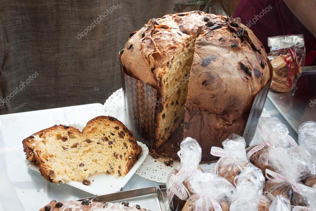 パネトーネ ミラノ イタリアで Golosaria 13 での伝統的なクリスマス ケーキ ストックエディトリアル用写真 C Tinx パネトーネ ミラノ イタリアで Golosaria 13 での伝統的なクリスマス ケーキ ストックエディトリアル用写真 C Tinx