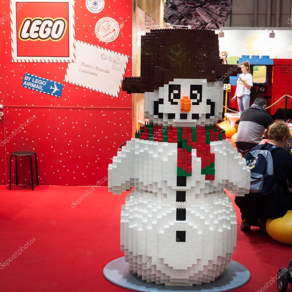 lego snowman