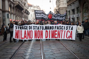 insanlar sırasında bir faşist Mart-Milano, İtalya