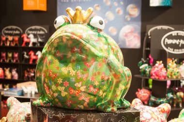 Kurbağa ile taç homi ekrana, uluslararası gösteride ev: milan, İtalya