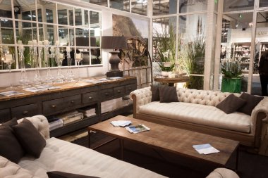 Salon homi ekrana, uluslararası gösteride ev: milan, İtalya