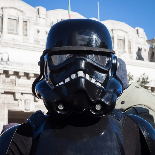 Personas de la 501ª Legión participan en el Desfile de Star Wars en Milán, Italia —  Fotos de Stock