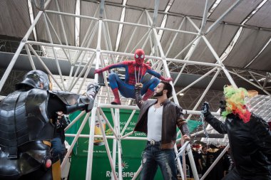 Milan, İtalya, festival del fumetto kongresinde poz cosplayers