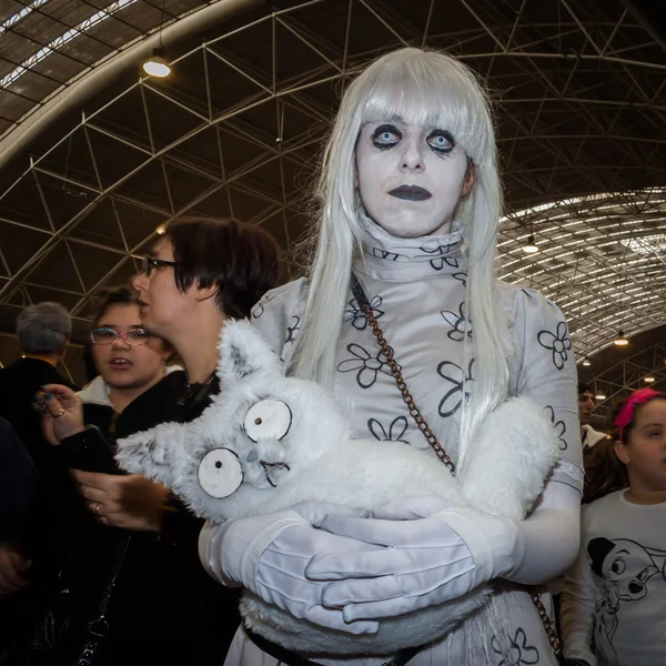 Cosplayer posando no Festival del Fumetto convenção em Milão, Itália — Fotografia de Stock