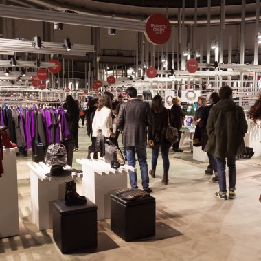 insanlar mipap Ticaret Fuarı Milano, İtalya ziyaret