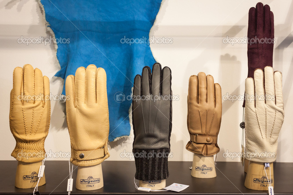 How To Display Gloves Images Gloves and Descriptions