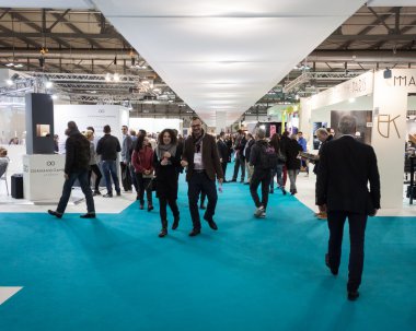 insanlar ziyaret mido 2014 Milano, İtalya