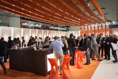 insanlar ziyaret mido 2014 Milano, İtalya