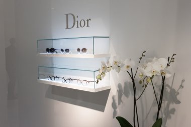 Dior gözlük ekranda mido 2014 Milano, İtalya