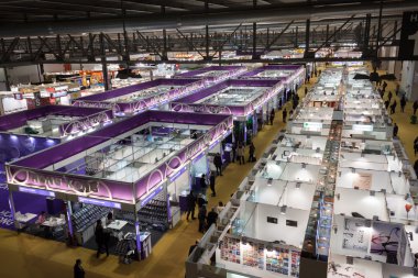 Üstten Görünüm kişi ve kabinleri, mido 2014 Milano, İtalya