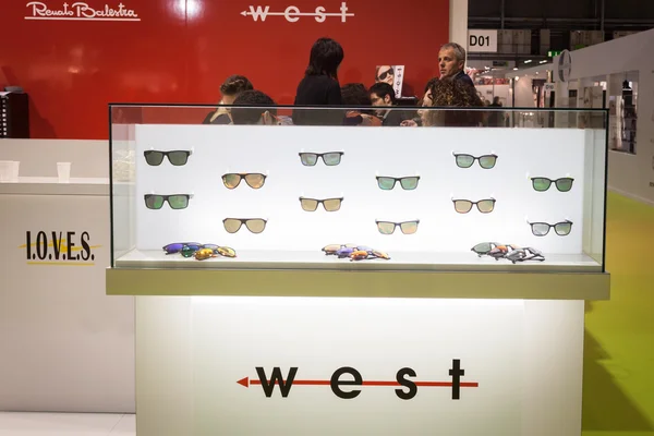 Okulary na wystawie w 2014 roku mido w Mediolan, Włochy — Zdjęcie stockowe