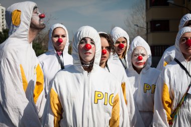 artiesten die deelnemen aan Milaan clown festival 2014