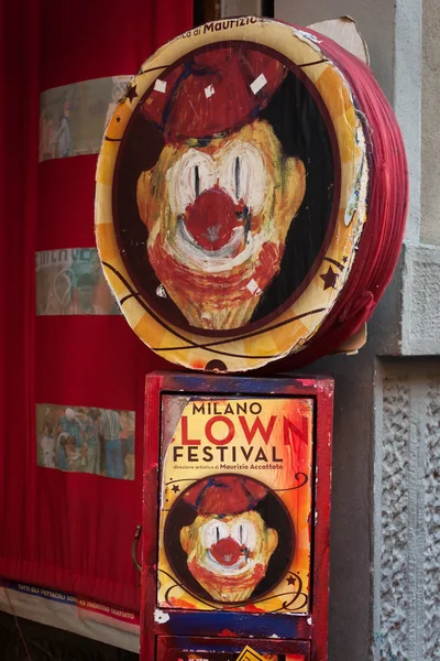 Gebeurtenis teken bij Milaan clown festival 2014 — Stockfoto