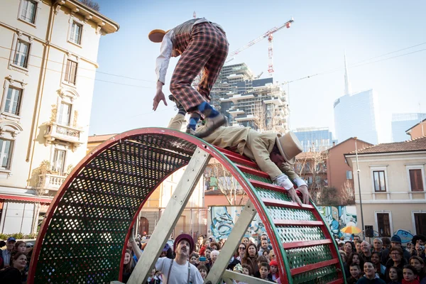 Umělci, kteří se účastní v Miláně klaun festivalu 2014 — Stock fotografie