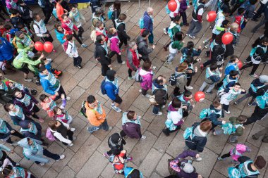 stramilano yarı maraton katılan sporcular