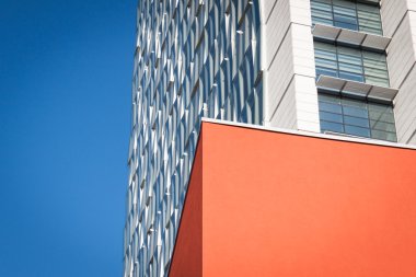 Modern bir binanın mimari ayrıntıları