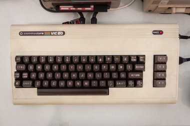 Vintage bilgisayar robot ve yapımcıları gösterisi