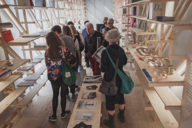 insanlara ventura lambrate alan Milano tasarım Haftası