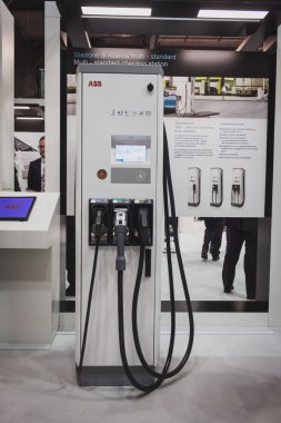 abb şarj istasyonu, solarexpo 2014 Milano, İtalya