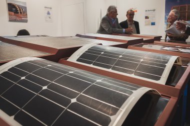 güneş panelleri ekranda solarexpo 2014 Milano, İtalya