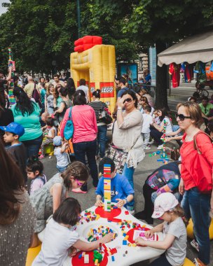 Milano, İtalya lego tuğla ile çocuk oyun