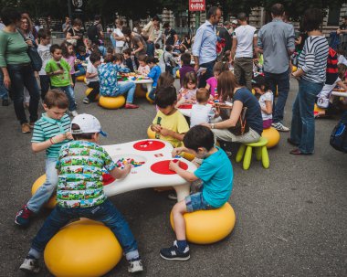 Milano, İtalya lego tuğla ile çocuk oyun
