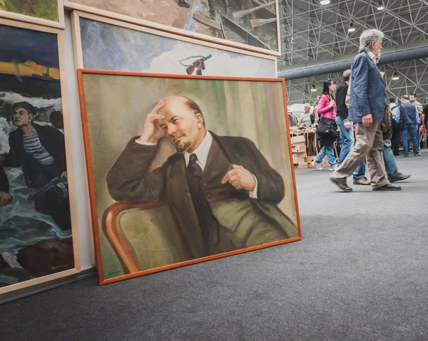 Pintura de Lenine em exposição na Militalia em Milão, Itália — Fotografia de Stock